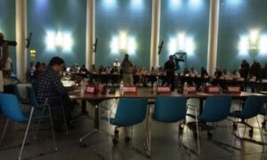 انسحاب بعض المستشارين من أشغال الدورة العادية لشهر أكتوبر للمجلس الجماعي لأكادير، وآخرون يرفضون الانسحاب.