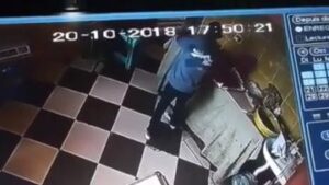 أخطر لص يسرق “مول الفران” بهذه الطريقة.