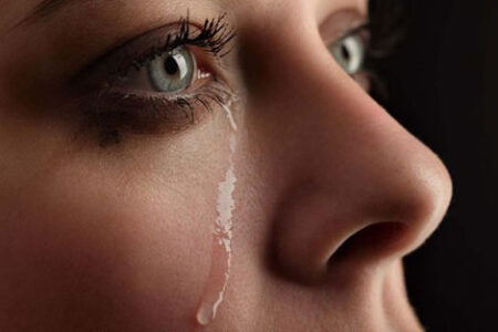 "البكاء" راحة و علاج... لماذا؟؟؟