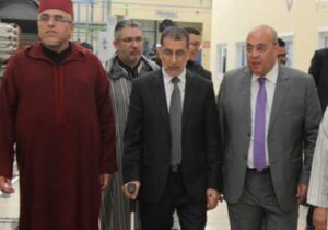 رئيس الحكومة يتفقد وحدة صناعية لإنتاج الأعمدة الكهربائية بأكادير