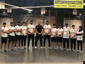 بعد أن حقق نتائج رياضية عالمية مبهرة، مئات الأكاديريين ينتظرون وصول فريق سبورت بمطار المسيرة
