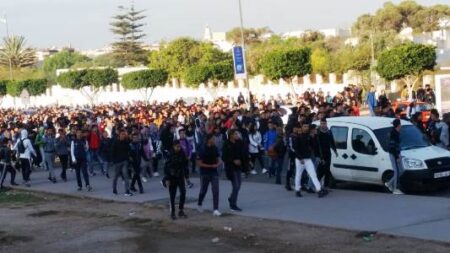 أكادير:ساعة العثماني تعرض تلميذا للاعتداء بنية النشل من قبل ملثمين بطريقة وحشية