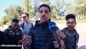 تعليقات مثيرة للتلاميذ حول الساعة الإضافية