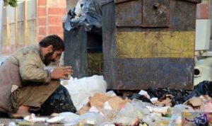 “نباش” في النفايات يعثر على رضيع وسط القمامة بالقرب من ENCG بأكادير