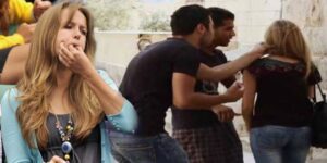 حركة“ماسكتاش” توزع الصفارات على النساء بأكادير ومدن أخرى لإطلاق “التصفار” و فضح المتحرشين