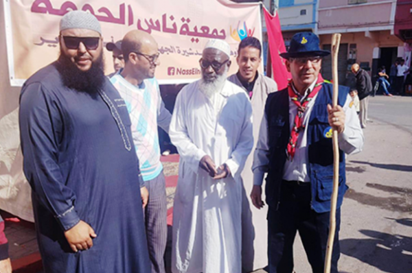 “كشاف” ينطلق من الدشيرة مشيا على الأقدام رفقة جمل مزين بالعلم الوطني، في اتجاه العيون للتعريف بالقضية الوطنية.