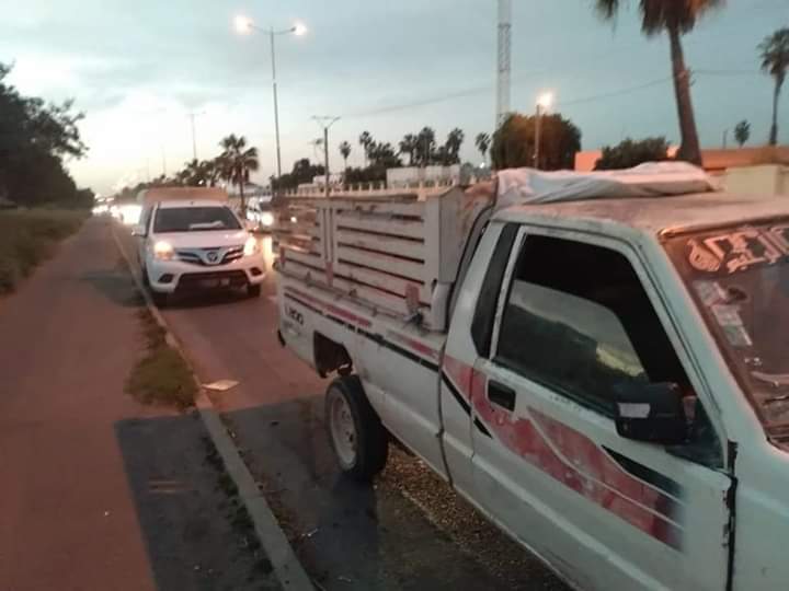 أكادير بالصور:اعتقال سائق سيارة "بيكوب" ضبط متلبسا بسرقة حاوية للأزبال وحجز العربة المستعملة في العملية 9 thumbnail FB IMG 1545201665690