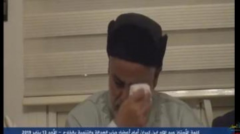 بكاء بنكيران و ملابس ماء العينين..