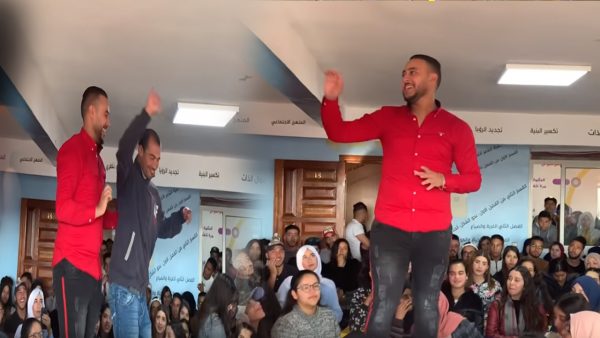 وزارة أمزازي تغلق معاهد “الأستاذ المعجزة” بشكل مفاجئ