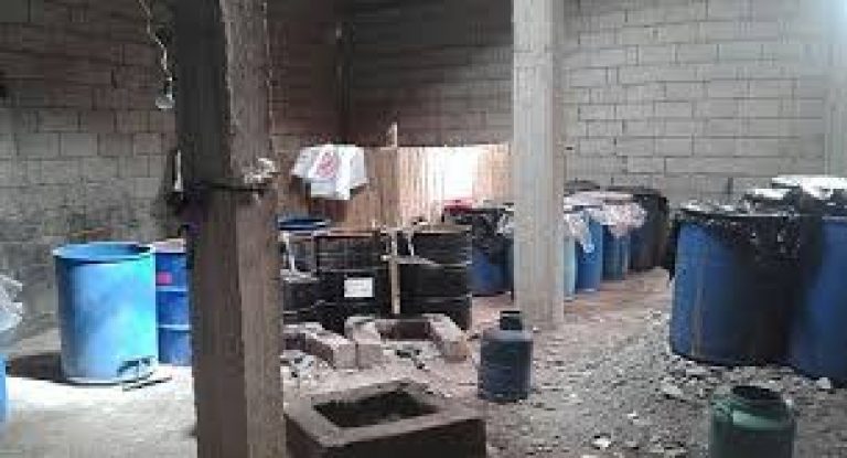 تارودانت: إعتقال “أوملول” يقود لتفكيك مصنع سري كبير لشريكه “فويلة” بأولاد برحيل