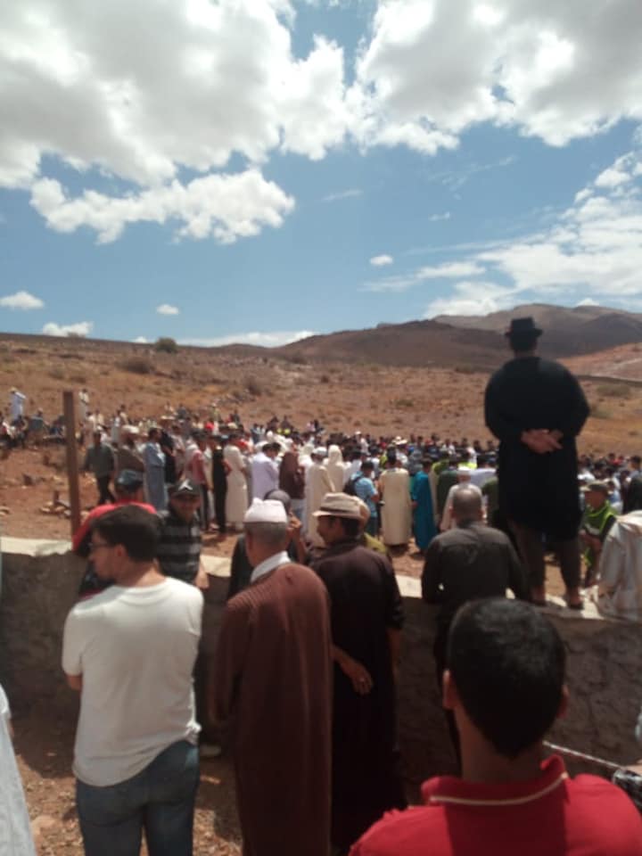 عاجل/ بالصور: الوزير ساجد وعامل تارودانت يشرفان على عملية تشييع ضحايا تارودانت
