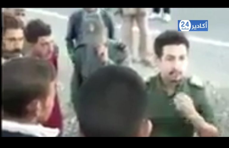 قائد بأسلوب حواري مرِح يثير إعجاب رواد مواقع التواصل الإجتماعي (+فيديو)