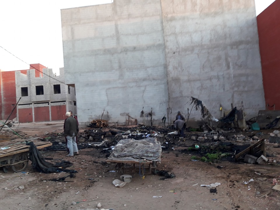 بالفيديو والصور: إنفجارات قوية بسوق شعبي بأكادير وسط هلع الساكنة يستنفر المصالح الأمنية