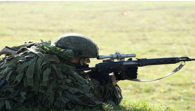 ثكنة عسكرية بروسيا تهتز على وقع مقتل 8 جنود روس