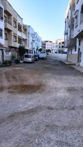 أكادير : مواطنون مستاءون من الوضع المتردي لحيهم، ويطالبون المجلس البلدي بالتدخل الفوري لمعالجة الوضع