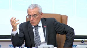 النقيب أوعمو يعلن التمرد على فريق حزبه. 9 أعمو عبداللطيف