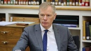 اعتقال ايران للسفير البريطاني ينذر بتأجيج الصراع بالمنطقة.