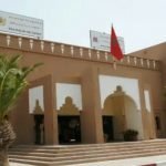 الزيارة الملكية لأكادير قاطرة لإنقاذ “مشاريع تنموية متوقفة وأشغال متعثرة وشلل تجاري ومحلات سياحية مهددة بالإفراغ”.