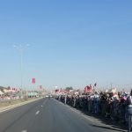 حشود من المواطنين يحجون إلى الدراركة لاستقبال تاريخي للملك 13