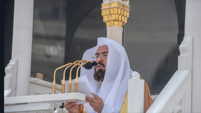 بلاغ ..السعودية تقلص مدة خطبة الجمعة وتوقف إجراءات تفطير الصائمين بسبب فيروس كورونا