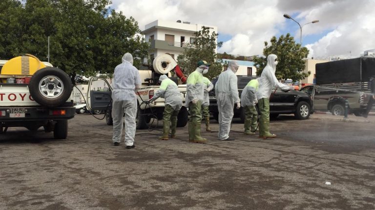 أكادير: تضحيات عمال الانعاش الوطني ومعها مجهودات الوقاية المدنية على راسنا من الفوق.(الصور)