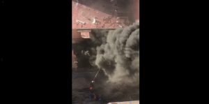النيران تلتهم محلا لبيع الصباغة بأيت ملول 5 النيران