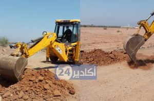 بالفيديو: حفر الخنادق بمجموعة من الطرقات الثانوية المؤدية لأكادير لفرض الحجر الصحي ومنع إنتشار كورونا 2 قطع الطريق الثانوي