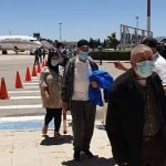 مثير : تفتيش حقيبة سيدة ستينية داخل حافلة يفجر مفاجأة غير متوقعة.