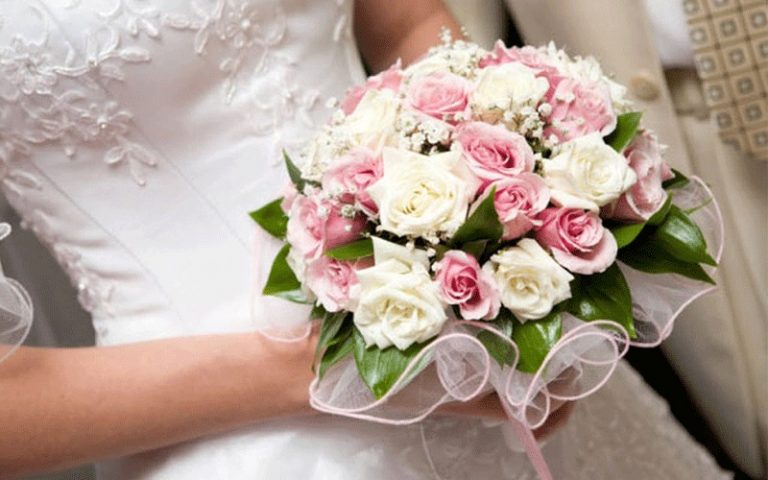 زفاف في زمن كورونا أدخل عروسين القفص الحديدي عوض القفص الذهبي