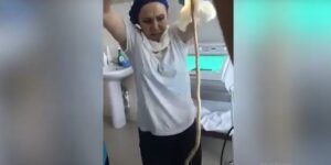 أطباء