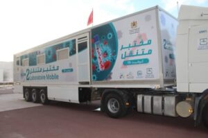 فيروس كورونا بالمغرب يواصل الإنتشار بشكل مقلق، وهذه حصيلة الوضع الوبائي الجديد بالأرقام. 5 فيروس كورونا