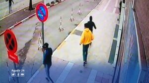 أكادير : عصابة مدججة بالسيوف تهاجم متدربين بمعهد خاص وسط حالة من الدعر و الهلع. (+فيديو) 5 أكادير