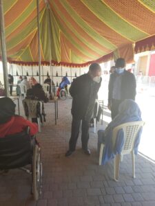 تارودانت : عامل الإقليم يتفقد مراكز التلقيح ويتلقى الجرعة الأولى بمركز “تلمقلات” + “صور”