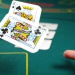 تحذير من فيروس خطير ينتشر عبر رابط تنزيل يرسل إلى “واتساب” .