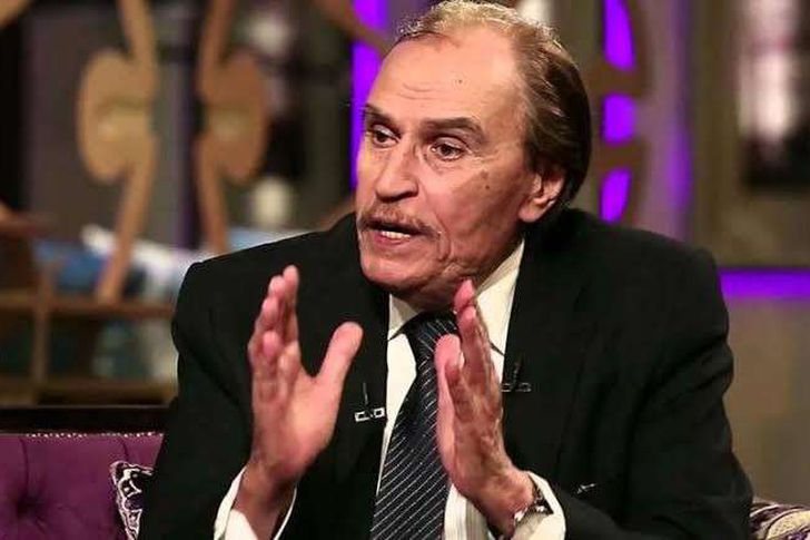 وفاة الفنان المصري عزت العلايلي عن عمر يناهز 86 عاما