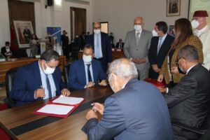 أكادير : جامعة ابن زهر توقع على اتفاقيتين هامتين، إحداهما مع بورصة الدار البيضاء. 3 جامعة ابن زهر 1 1