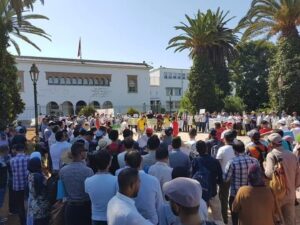 موظفو وزارة التربية الوطنية يلجؤون لخطوات تصعيدية : إضرابات ومقاطعة للامتحانات الإشهادية. 4 التنسيقية الوطنية لموظفي وزارة التربية الوطنية حاملي الشهادات