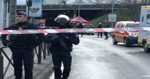 مقتل شرطية بشكل بشع عقب هجوم مسلح بفرنسا