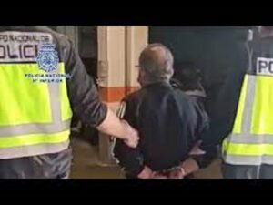 بالفيديو : أبناء المتهم في فاجعة مجزرة سلا يفجرون حقائق جديدة غير متوقعة