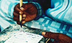 ظاهرة السماوي تعود لأكادير من جديد، و"شريفة" متهمة بتعريض الكثيرين للنصب. 9 السماوي