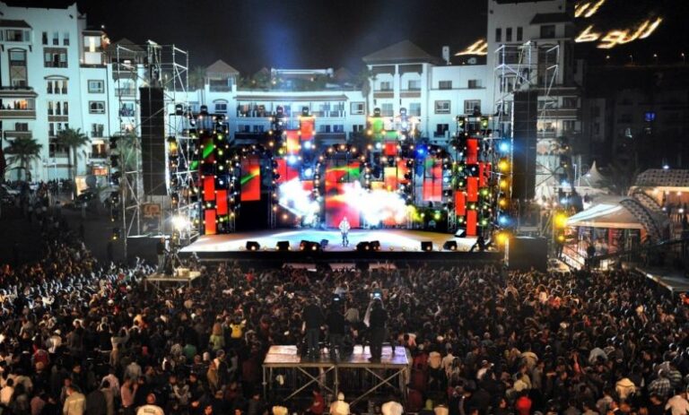 عودة التظاهرات الثقافية لأكادير و مهرجان “أنموكار ن جاز” يدشن الانطلاقة.