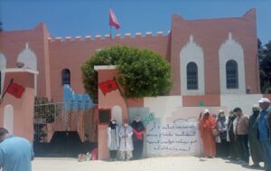 مستخدمات أحد دور الطالبة