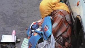 إنزكان تتحول الى المكان المفضل للمتسولين، وسط مطالب بالقضاء على الظاهرة. 9 إنزكان