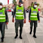 “مراحيض في الهواء الطلق ودون سترة و حواجز” جديد شاطئ يقصده مئات المصطافين من داخل المغرب وخارجه.