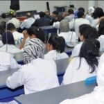 الصحة العالمية تحذر من فقدان المكاسب بسبب رفع قيود كورونا قبل الأوان