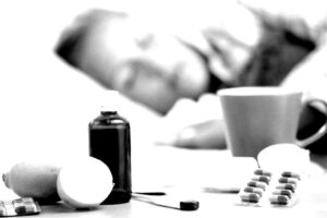 ما هي أعراض كورونا الخفيفة التي يصاب بها كثيرون بعد تلقي اللقاح ؟