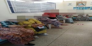 تزنيت : مواطنون يفترشون الأرض في جناح كوفيد بمستشفى الحسن الأول.. وسط مطالب بتدخل الجهات الوصية، قبل تفشي الوباء أكثر. (+صور). 12 تزنيت 3