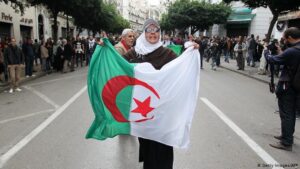 الجزائرية قوة مضروبة في رأسها.. وبشهادة العالم 11 الجزائر