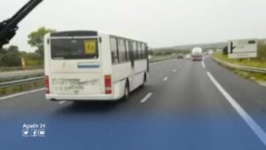 في مبادرة نبيلة.. مغاربة بفرنسا يزودون إحدى جماعات سيدي إفني ب 6 حافلات للنقل المدرسي 4 حافلة