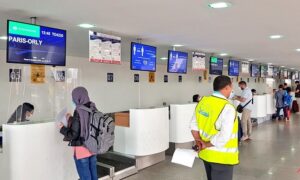 الكشف عن الإجراءات الجديدة التي تهم المسافرين القادمين إلى المغرب. 2 المسافرين القادمين إلى المغرب